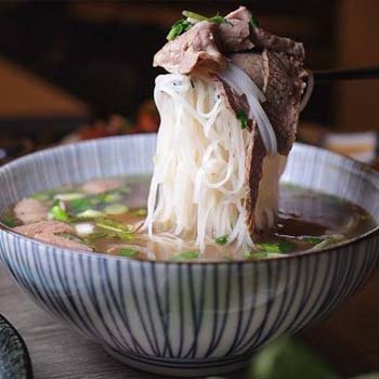 1. Hai Chi Em Beef Noodle Soup