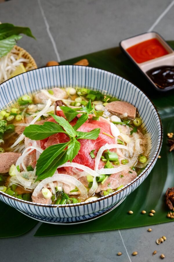 1. Hai Chi Em Beef Noodle Soup (Pho Hai Chi Em)