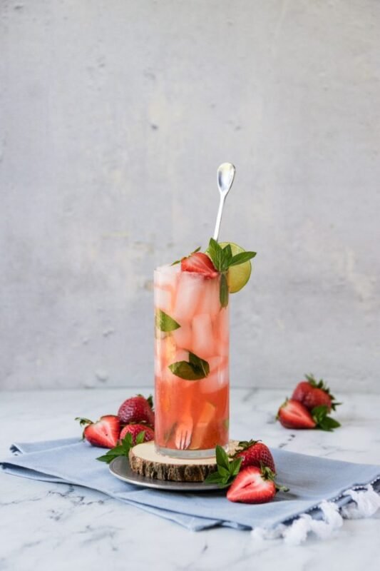 Virgin Strawberry Mojito