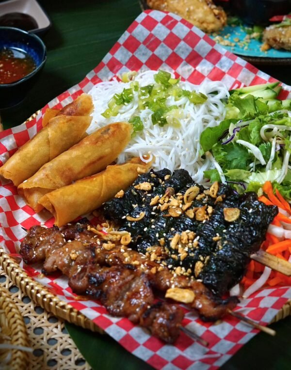 Mixed Grill Platter (bo la lot, xieng heo nuong, cha gio)