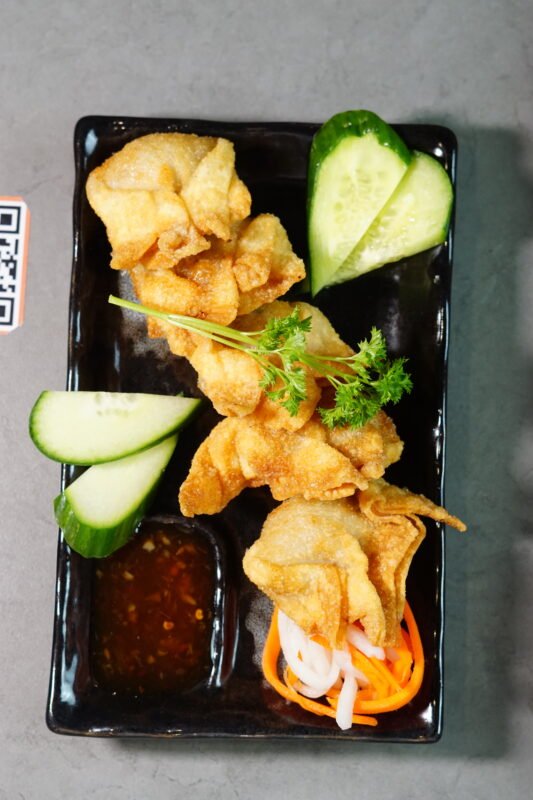 9. Crispy fried wontons (4pcs)